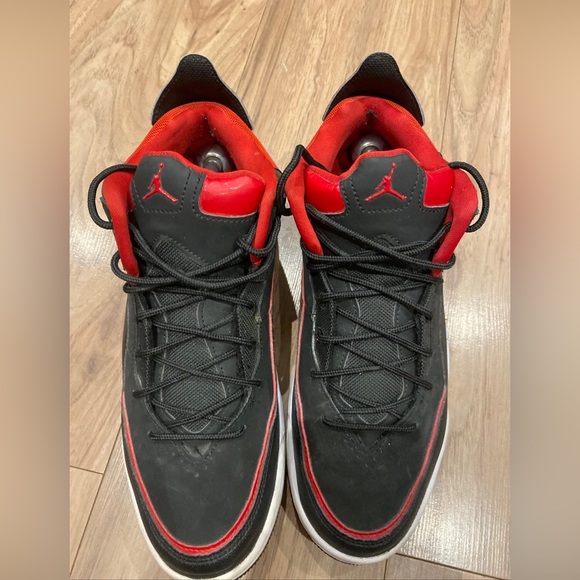 Air Jordan Courtside 23 Basketball Gym Red Black White Size 8 - Picture 3 of 12